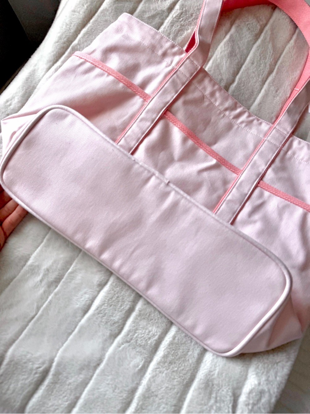 RARE Lululemon Daily Multi Pocket Canvas Tote 20L Collegiate Pink Pearl NWT - Picture 3 of 10